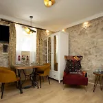 Kruna Est 2024 Apartament