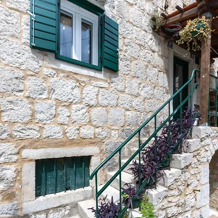 Kruna Est 2024 * Спліт