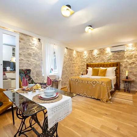 Kruna Est 2024 * سبليت